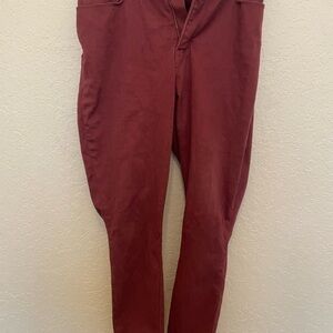 Levi's Women's Jeans in Burgundy